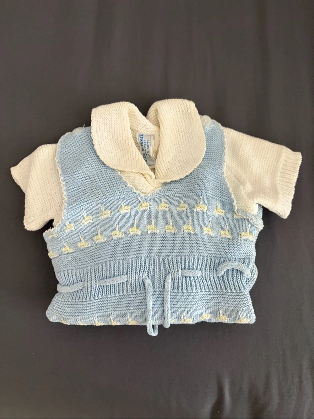 Vintage Classic Knit Baby Outfit in Light Blue & Cream